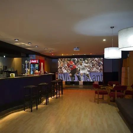Es Nautico Aparthotel