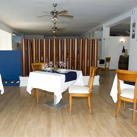 Es Nautico Aparthotel