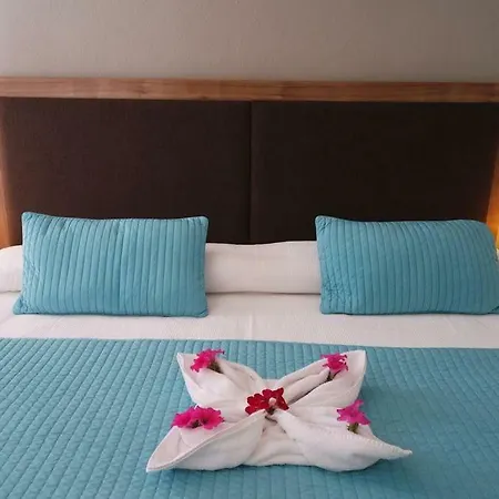 Aparthotel Es Nautico Porto Cristo