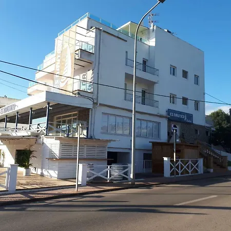 מלון דירות Es Nautico 2*